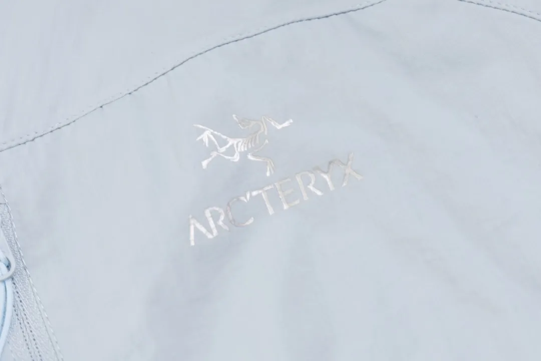 ➕5 Arcteryx/ Squamish Hoody Breathable Squamish Hoody UPF 50.UVA （ ） ！ ： Storm Hood 、No Slip Zip 、 ， ， 。